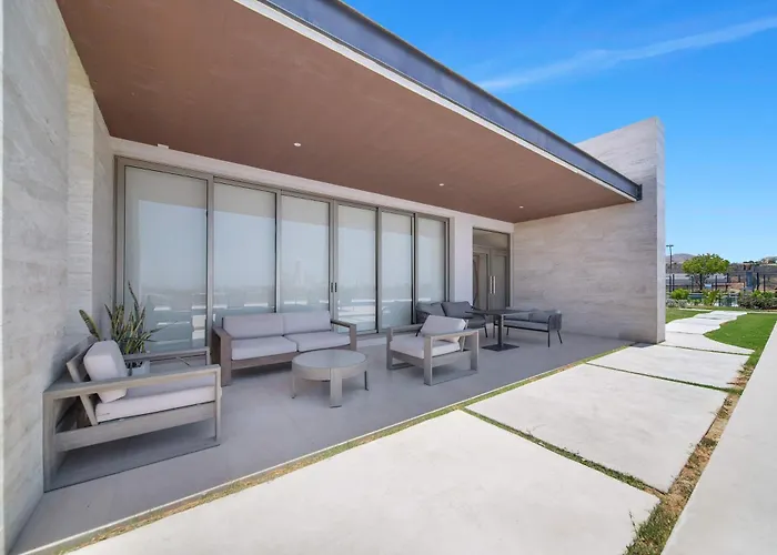Stunning, Brand New 3 Bdrm In Vistavela Sunset Сasa de vacaciones